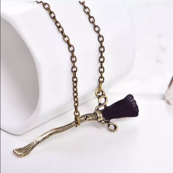 Harry Potter Nimbus Broomstick Necklace - Picture 8 of 8